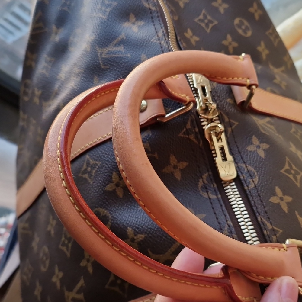 Louis Vuitton Keepall Bandouliere 50 With COMPLIMENTARY CELINE NEW UMBRELLA. - Picture 5 of 17